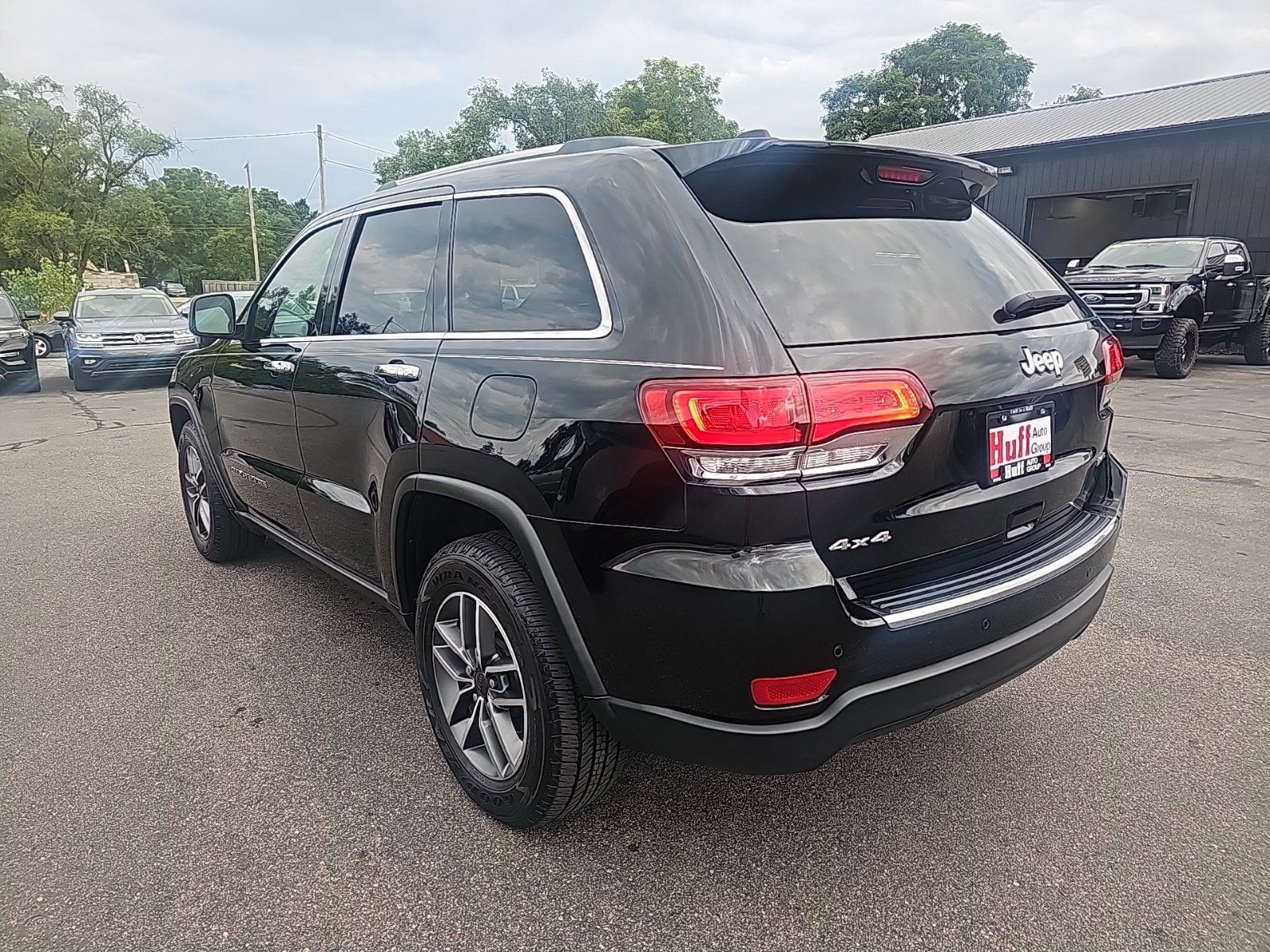 Used 2021 Jeep Grand Cherokee Limited AWD/4WD image 4