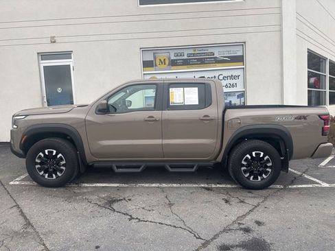 Used 2024 Nissan Frontier PRO-4X w/ Technology Package image 2
