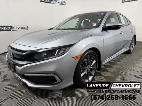 Used 2019 Honda Civic EX image 1