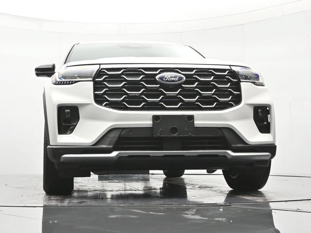 New 2026 Ford Explorer Platinum RWD image 38