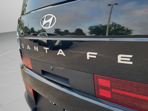 Used 2024 Hyundai Santa Fe SEL image 6