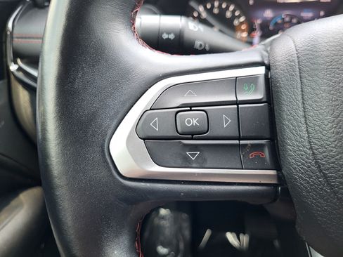 Used 2022 Jeep Compass Trailhawk w/ Trailhawk Convenience Group AWD/4WD image 27