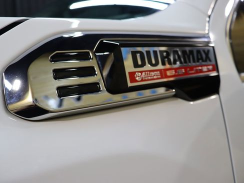 Used 2024 GMC Sierra 2500 SLE image 19