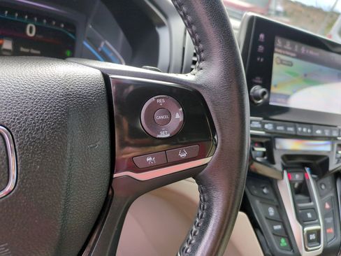 Used 2022 Honda Odyssey Touring image 19