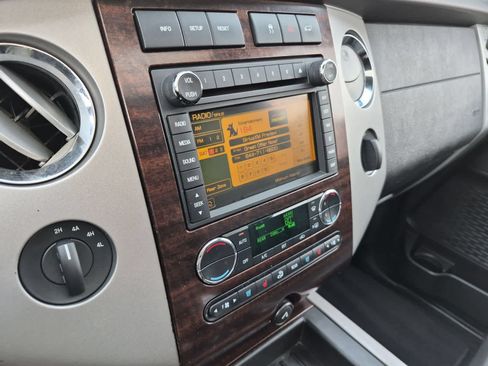Used 2009 Ford Expedition Limited AWD/4WD image 29