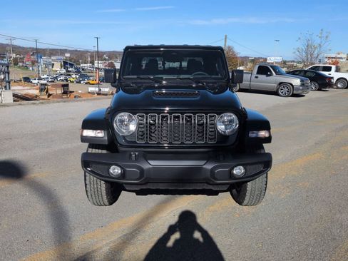 New 2026 Jeep Gladiator Sport AWD/4WD image 3