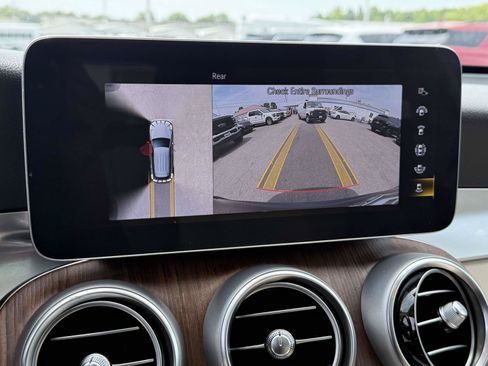 Used 2022 Mercedes-Benz GLC 300 4MATIC image 20