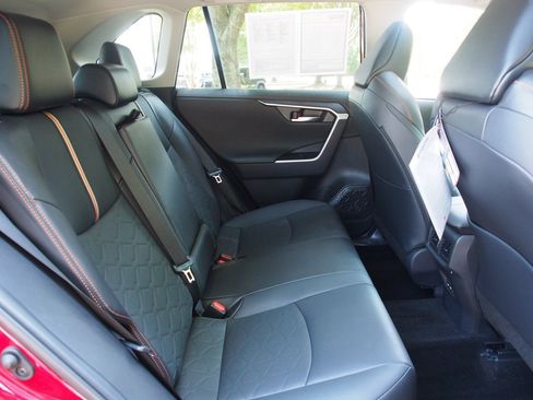 Used 2022 Toyota RAV4 Adventure w/ Convenience Package AWD/4WD image 13