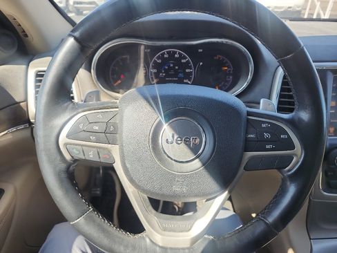 Used 2015 Jeep Grand Cherokee Limited w/ Luxury Group II AWD/4WD image 21