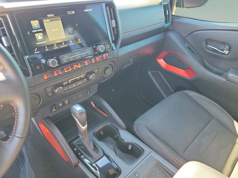 Certified 2025 Nissan Frontier Pro-X w/ Pro Convenience Package image 23