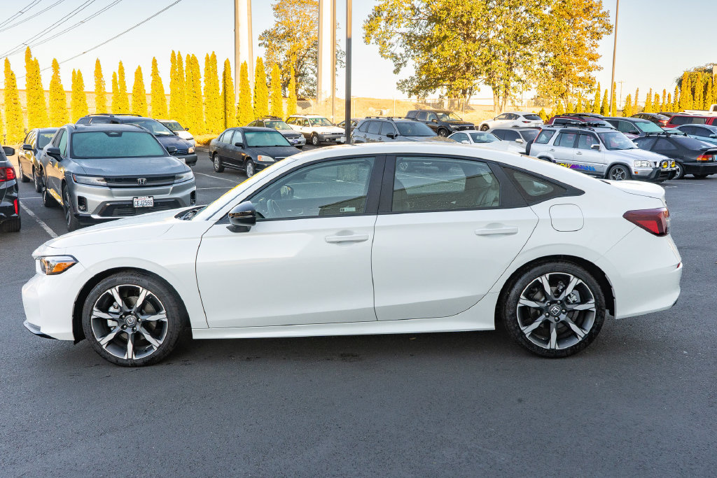 Certified 2026 Honda Civic Sport Touring image 8