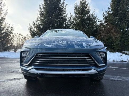 Certified 2024 Buick Envista Preferred w/ Convenience I Package image 10