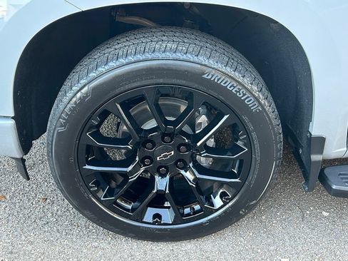 Used 2024 Chevrolet Silverado 1500 RST w/ Convenience Package II RWD image 19
