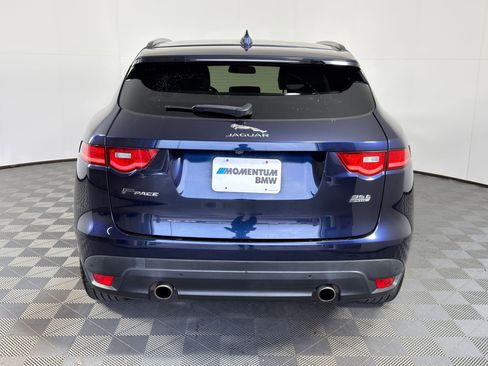 Used 2017 Jaguar F-PACE Premium image 10