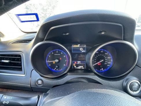 Used 2018 Subaru Outback 2.5i Limited image 12