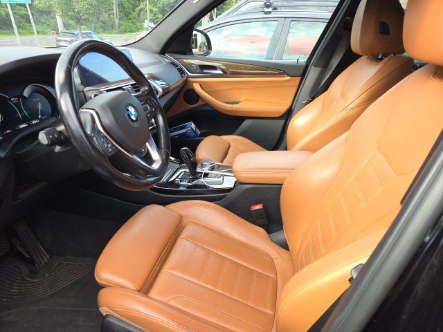 Used 2018 BMW X3 xDrive30i w/ Premium Package AWD/4WD image 3