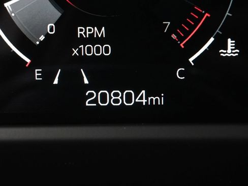 Used 2025 GMC Acadia Elevation image 29