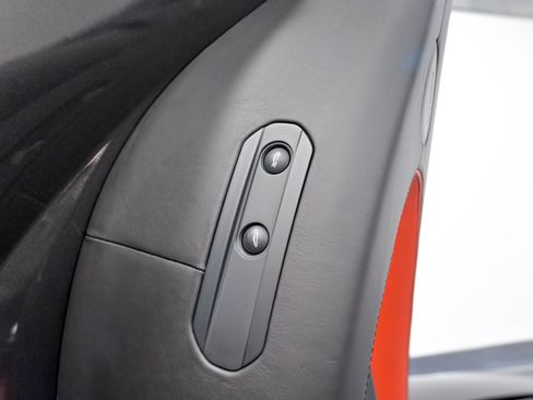 Used 2019 McLaren 600LT RWD image 49