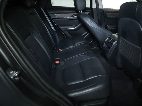 Used 2021 Jaguar F-PACE S image 33