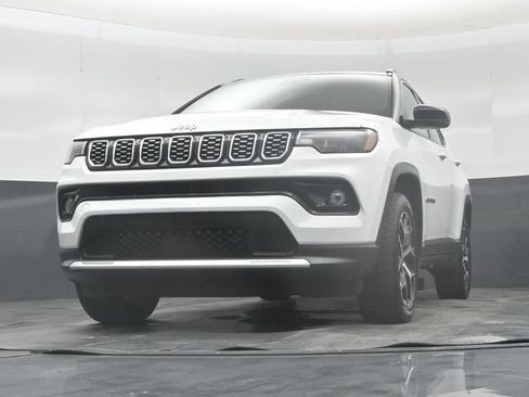 Used 2025 Jeep Compass Limited AWD/4WD image 51