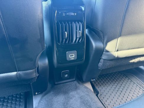 Used 2023 Jeep Compass Trailhawk w/ Trailer Tow Group image 18