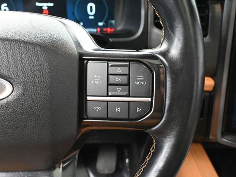 Used 2023 Ford Expedition Platinum image 30