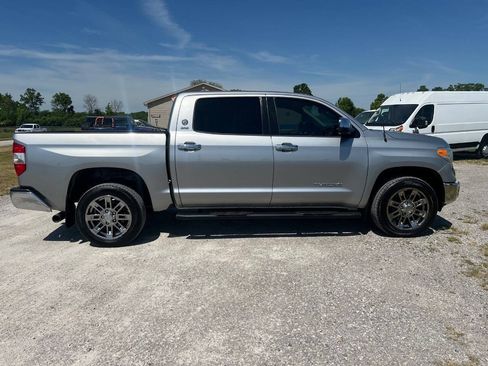 Used 2014 Toyota Tundra SR5 w/ SR5 Upgrade Package RWD image 2