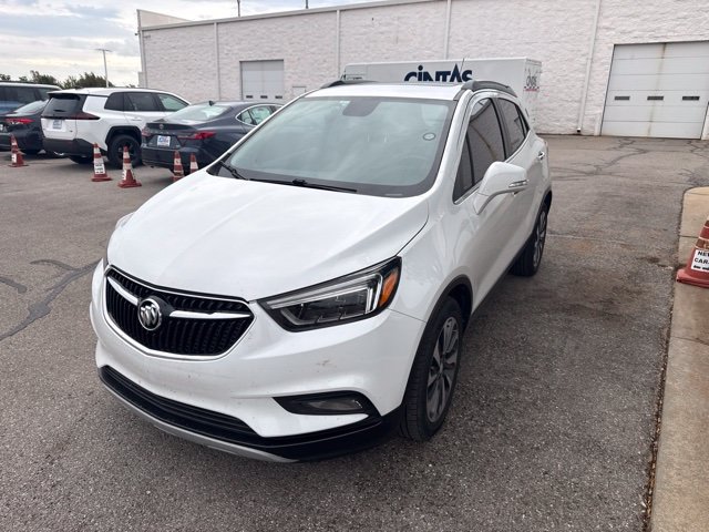 Used 2019 Buick Encore Essence FWD image 1