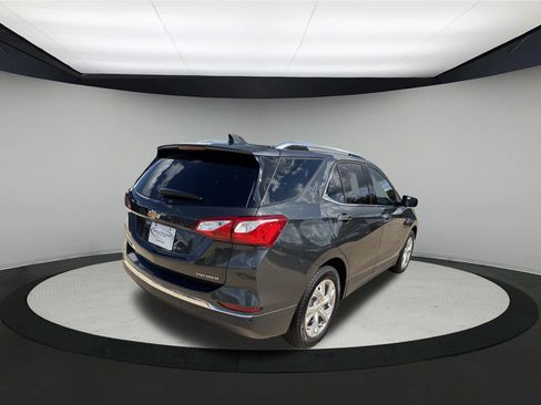 Used 2020 Chevrolet Equinox Premier FWD image 5