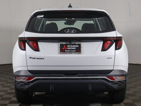 Used 2023 Hyundai Tucson SE AWD/4WD image 11
