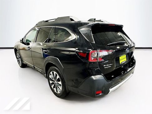 Used 2023 Subaru Outback Touring XT image 7