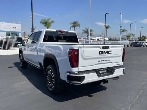 New 2026 GMC Sierra 2500 Denali Ultimate image 5