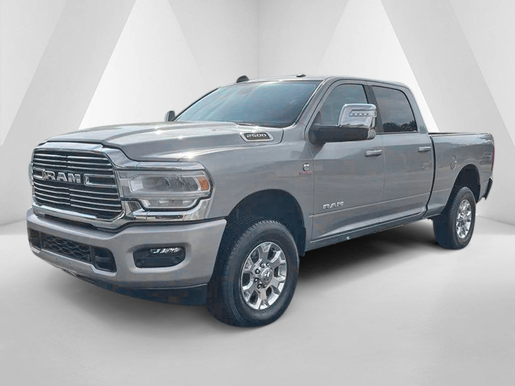 Used 2024 RAM 2500 Laramie AWD/4WD image 4