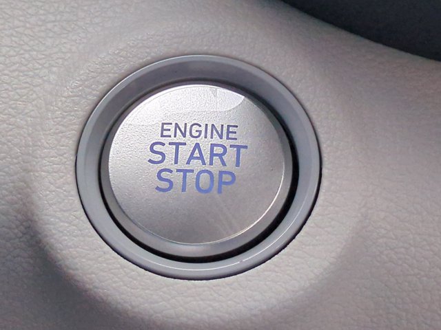 Certified 2024 Hyundai Venue Limited FWD image 27
