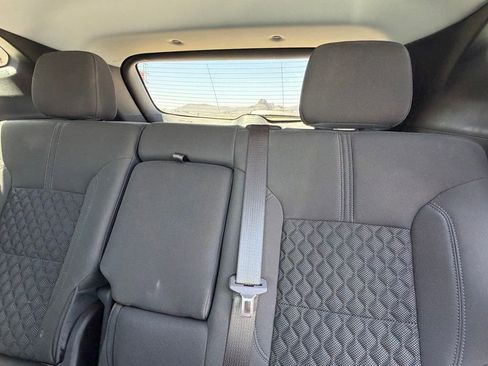 Used 2022 Chevrolet Blazer LT FWD image 9