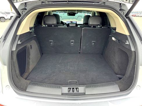 Used 2024 Lincoln Corsair FWD w/ Equipment Group 101A image 8