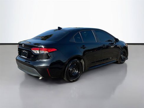 Used 2024 Toyota Corolla LE FWD image 7