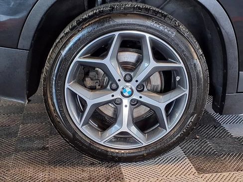 Used 2019 BMW X1 xDrive28i w/ Convenience Package AWD/4WD image 9