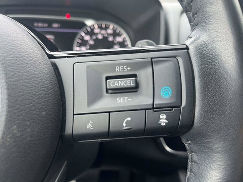 Certified 2023 Nissan Rogue SV w/ SV Premium Package image 27