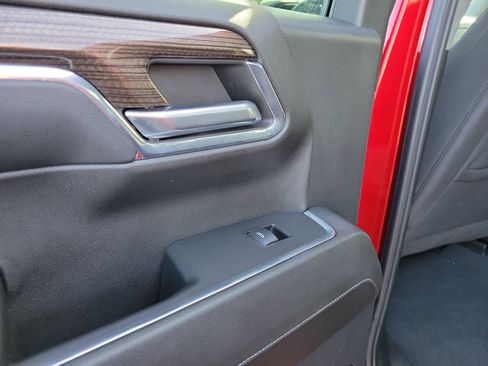 Used 2024 Chevrolet Silverado 1500 RST w/ Z71 Off-Road Package image 13