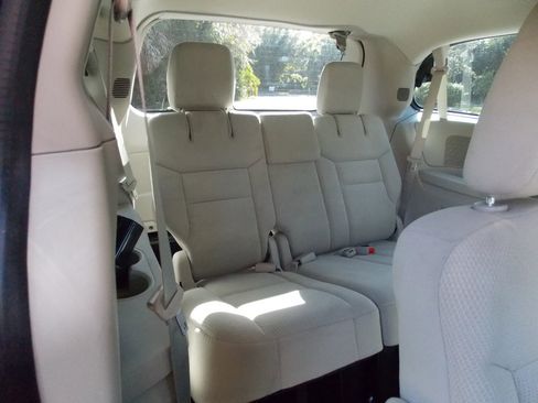 Used 2014 Dodge Grand Caravan American Value Package image 9