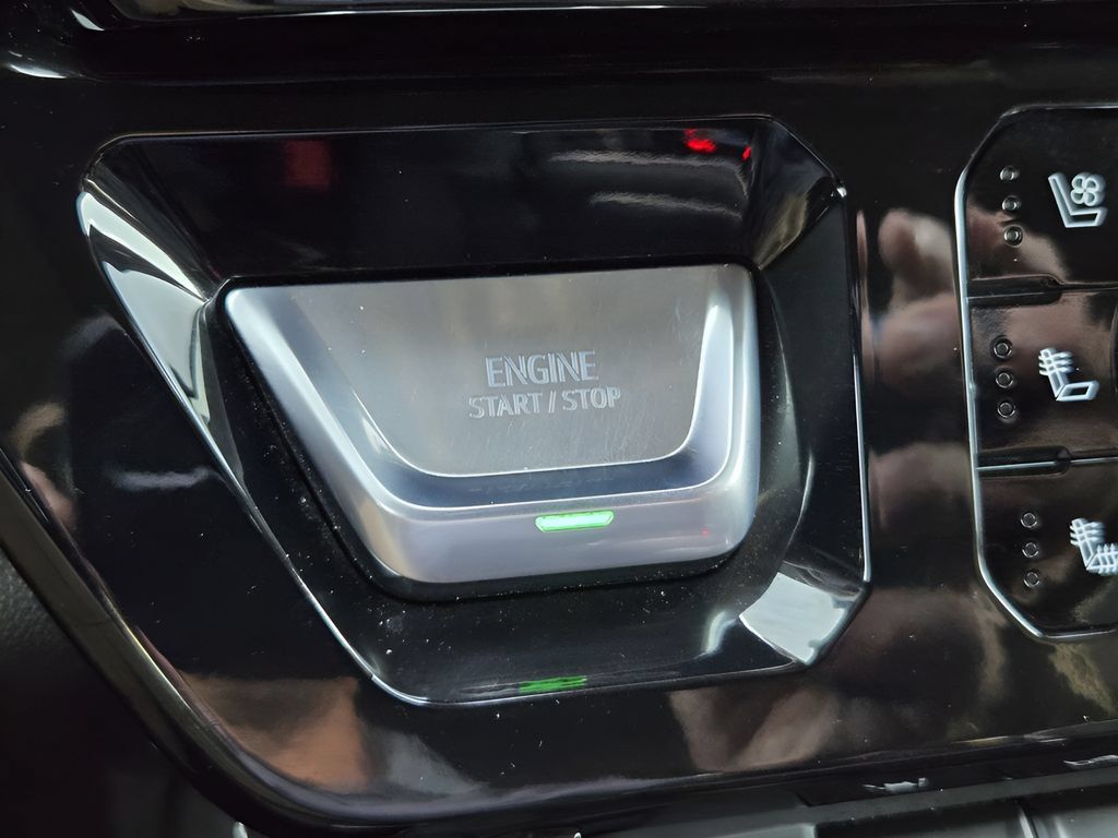 Used 2024 GMC Sierra 1500 AT4X AWD/4WD image 19
