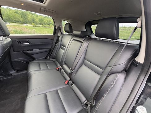 Used 2023 Nissan Rogue SL AWD/4WD image 20