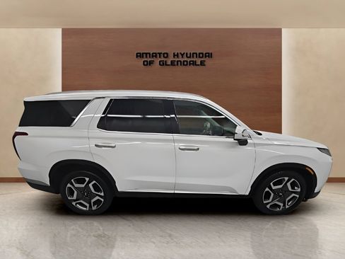 Used 2023 Hyundai Palisade Limited AWD/4WD image 7