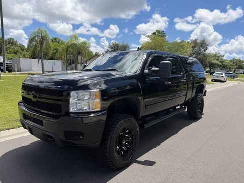 Used 2013 Chevrolet Silverado 2500 LT w/ Suspension Package, Off-Road AWD/4WD image 1
