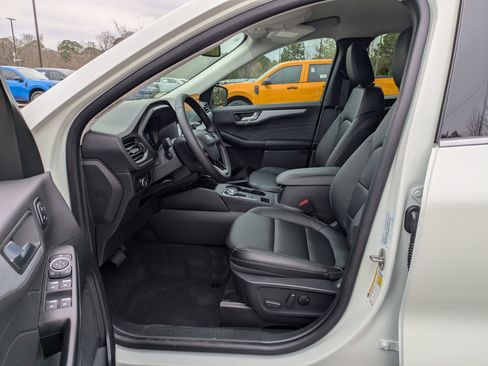 New 2026 Ford Escape Platinum w/ Equipment Group 601A image 12