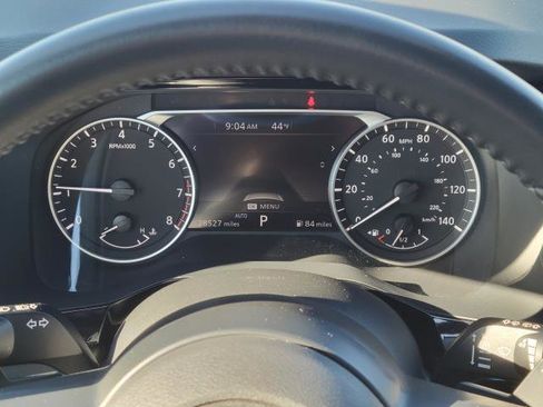 Used 2025 Nissan Pathfinder SV AWD/4WD image 11