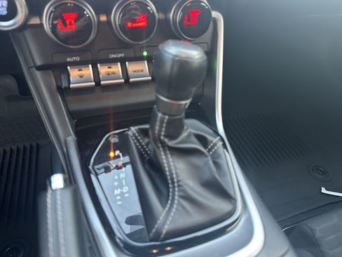 Used 2023 Toyota GR86 w/ ALL Weather Mat Package (TMS) RWD image 24