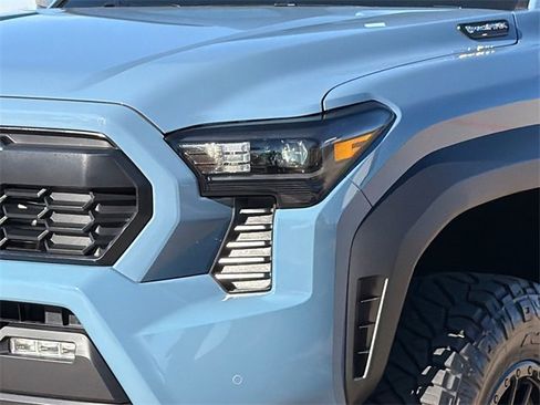 New 2026 Toyota Tacoma TRD Off-Road image 4