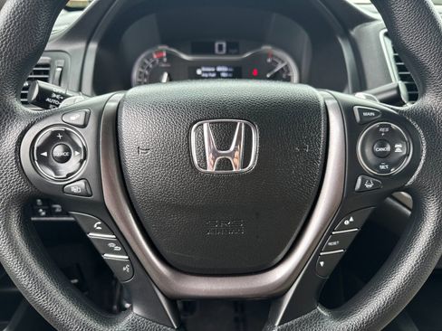 Used 2023 Honda Ridgeline Sport image 18